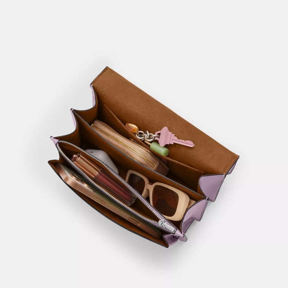 Bolso bandolera Klare en cuero exclusivo