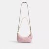 Bolso de hombro Caitlin de algodón regenerativo con acolchado y dije