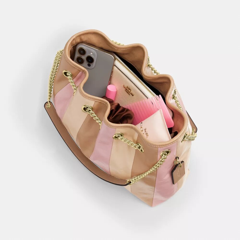 Bolso de hombro Evelyn con patchwork a rayas