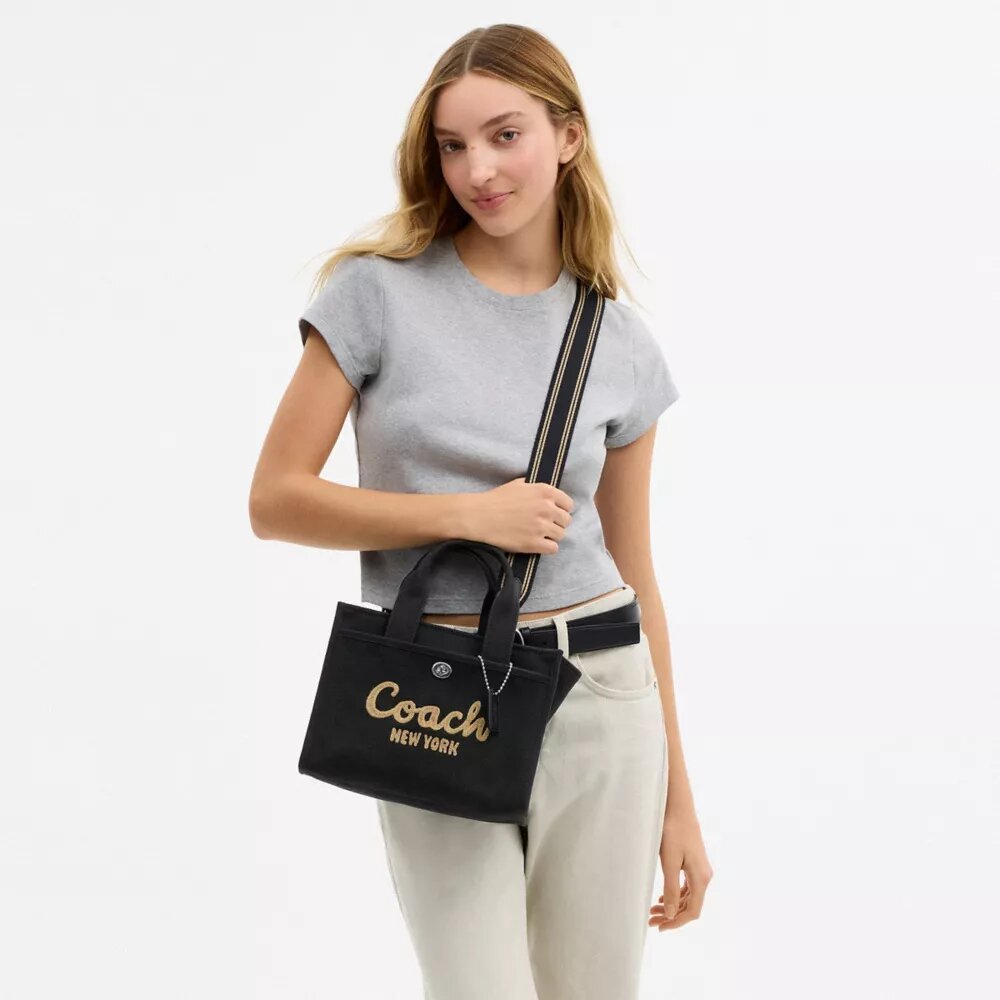 Bolso tipo Tote Cargo 26