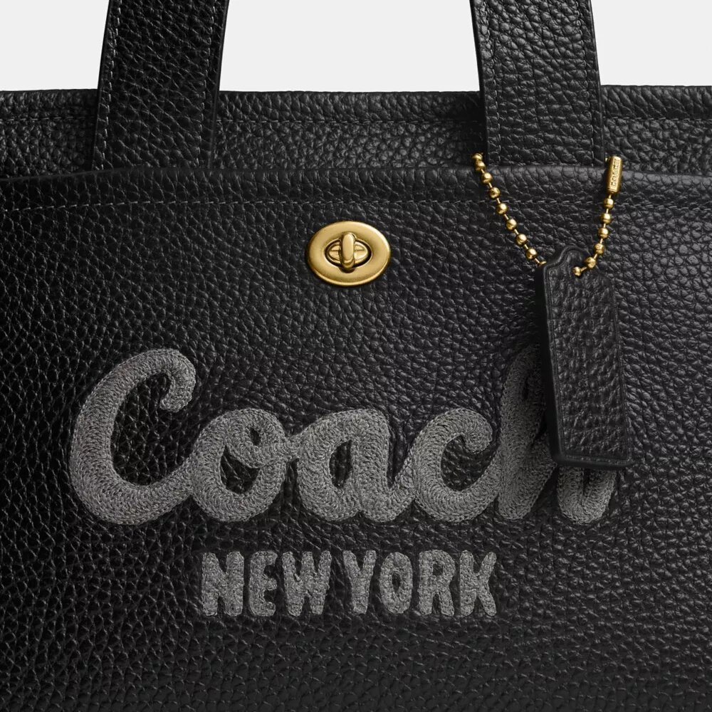 Bolso tipo Tote Cargo 26
