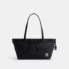 Bolsos Tote con lazo «Loop» de Coachtopia