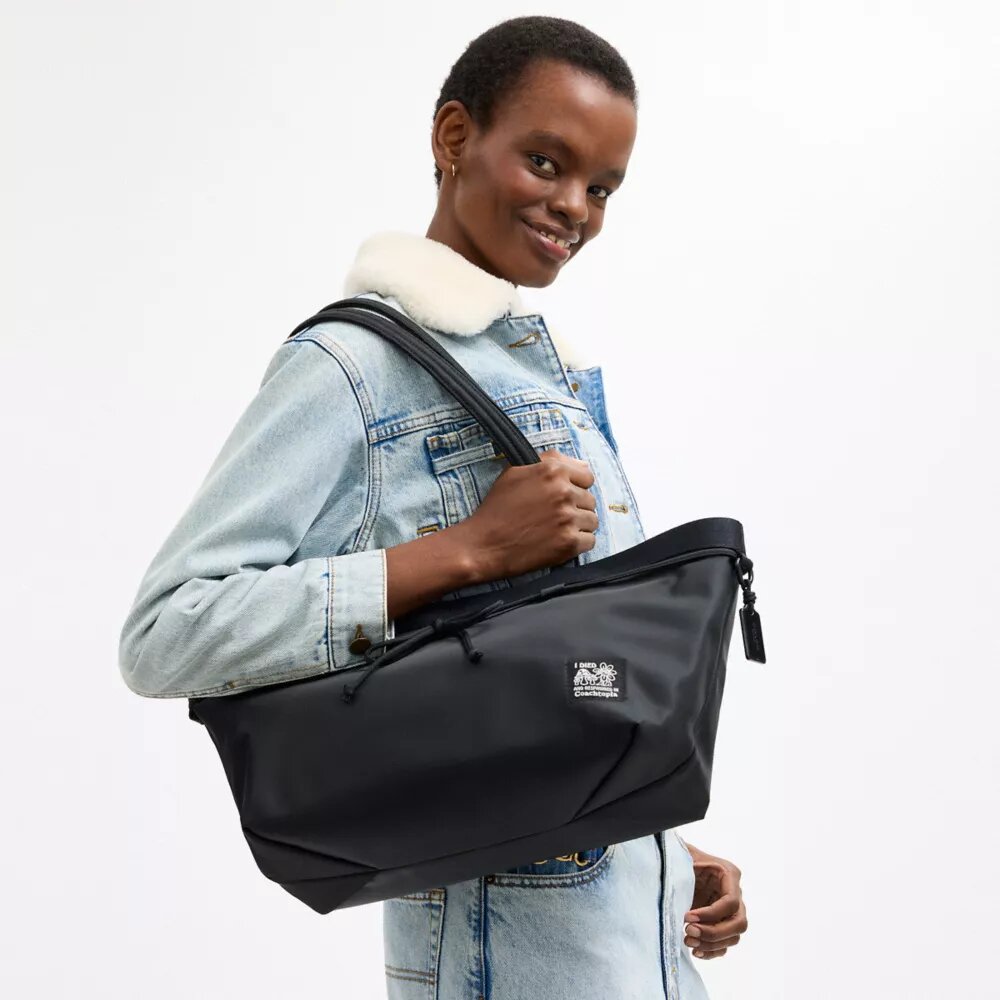 Bolsos Tote con lazo «Loop» de Coachtopia