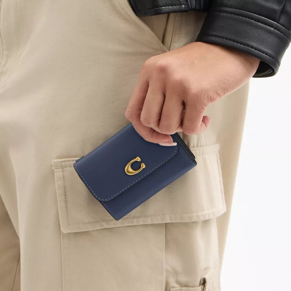 Cartera esencial para tarjetas