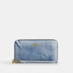 Cartera larga con cierre de cremallera alrededor en denim desgastado