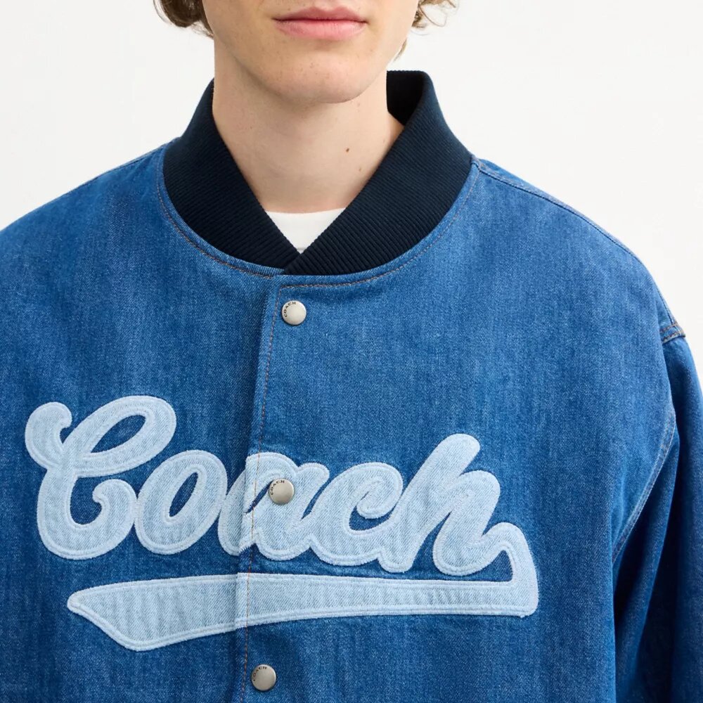 Chaqueta tipo «varsity» de mezclilla en algodón orgánico