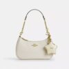 Colgante para bolsos con forma de estrella en cuero exclusivo