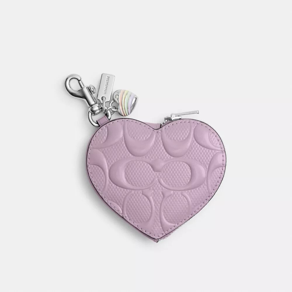 Colgante para bolsos en forma de corazón en cuero exclusivo con dije de corazón